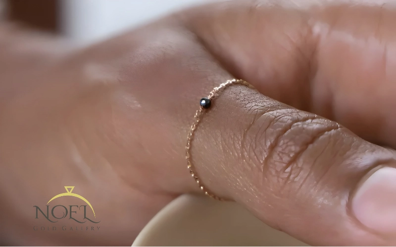 انگشتر زنجیری طلا با منجوق سیاه کد 1000010041