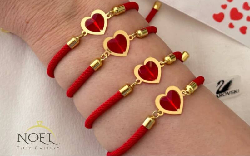 دستبند طلا قلب مناسب هدیه