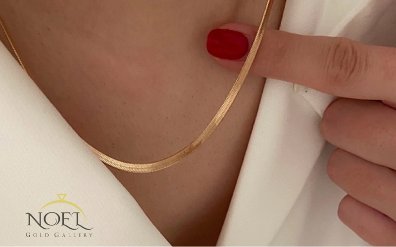 گردنبند مناسب لباس سفید