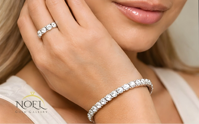 چه رنگ طلایی مناسب رنگ پوست شماست؟ 2 طلا سفید برای پوست سرد